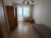 Parduodamas erdvus 3 kambarių butas su holu - nuotraukos Nr. 10