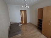 Parduodamas erdvus 3 kambarių butas su holu - nuotraukos Nr. 11