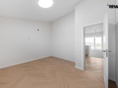 Parduodamas naujai įrengtas 5 kambarių - nuotraukos Nr. 18