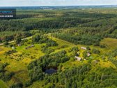 Unikalioje Vietoje, Apsuptoje Miškų Ir - nuotraukos Nr. 15