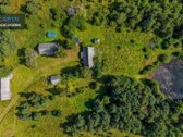 Unikalioje Vietoje, Apsuptoje Miškų Ir - nuotraukos Nr. 12