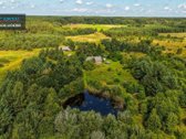 Unikalioje Vietoje, Apsuptoje Miškų Ir - nuotraukos Nr. 13
