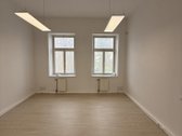 Nuomuojamos 180m2 komercinės patalpos Laisvės - nuotraukos Nr. 3