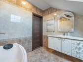 Parduodamas Pilnai Įrengtas 2 Aukštų Namas - nuotraukos Nr. 16