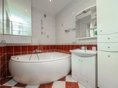 Nuomojamas labai erdvus 3 kambarių butas - nuotraukos Nr. 16