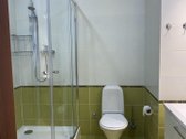 Nuomojamas tvarkingas trijų kambarių butas, - nuotraukos Nr. 13
