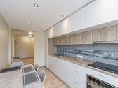 Parduodamas šiuolaikiškai įrengtas, dviejų - nuotraukos Nr. 12