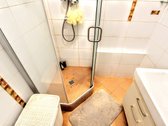 Nuomojamas 3 izoliuotų kambarių butas su - nuotraukos Nr. 7