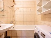 Parduodamas erdvus bei šviesus 2 kambarių - nuotraukos Nr. 5