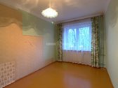 Parduodamas trijų kambarių butas su puikiu - nuotraukos Nr. 4