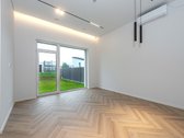 Parduodamas pilnai įrengtas, dar negyventas - nuotraukos Nr. 53
