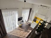 Šviesus, stilingas dviejų lygių loftas - nuotraukos Nr. 6