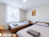 Darbėnų Centre Parduodamas 485,71 M² Pastatų - nuotraukos Nr. 31