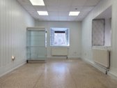 Nuomojamos 43,56 m² patalpos verslui ar - nuotraukos Nr. 9
