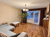 3 kambarių butas renovuotame name su erdviu - nuotraukos Nr. 2