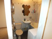 2 k. butas Tulpių g. namas dalinai renovuotas - nuotraukos Nr. 13