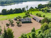 Parduodama sodyba su 36,54 a sklypu netoliese - nuotraukos Nr. 2