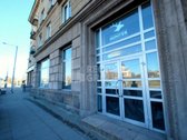 Išnuomojamos erdvios, ką tik įrengtos patalpos, tinkančios administracinei, paslaugų ar prekybos sferoms.
• Plotas – nuo 213 iki ... Išnuomojamos erdvios, ką tik įrengtos patalpos, tinkančios administracinei, paslaugų ar prekybos sferoms.
• Plotas – nuo 213 iki ...