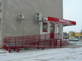 Išnuomojamos tuščios prekybinės paskirties