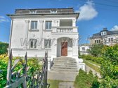 Parduodamas išskirtinio namo dalis Klaipėdoje, Įgulos gatvėje. Namas buvo pastatytas 1956 m. garsaus gydytojo chirurgo Stasio Bielinio. ... Parduodamas išskirtinio namo dalis Klaipėdoje, Įgulos gatvėje. Namas buvo pastatytas 1956 m. garsaus gydytojo chirurgo Stasio Bielinio. ...