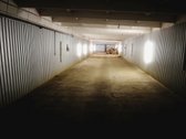Betonines grindis , asfaltotas privaziavimas