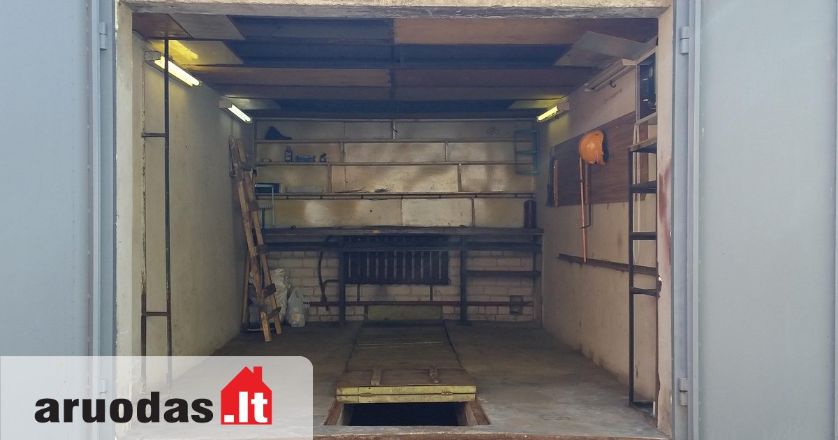 Garage, Vilniuje Naujamiestyje K. Donelaičio g., brick garage Real