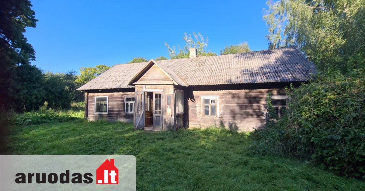 Wooden cottage with land in Anykščiai
