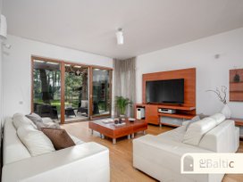 8 rooms, 268.0 m² - Pilaitė Angelavos g.